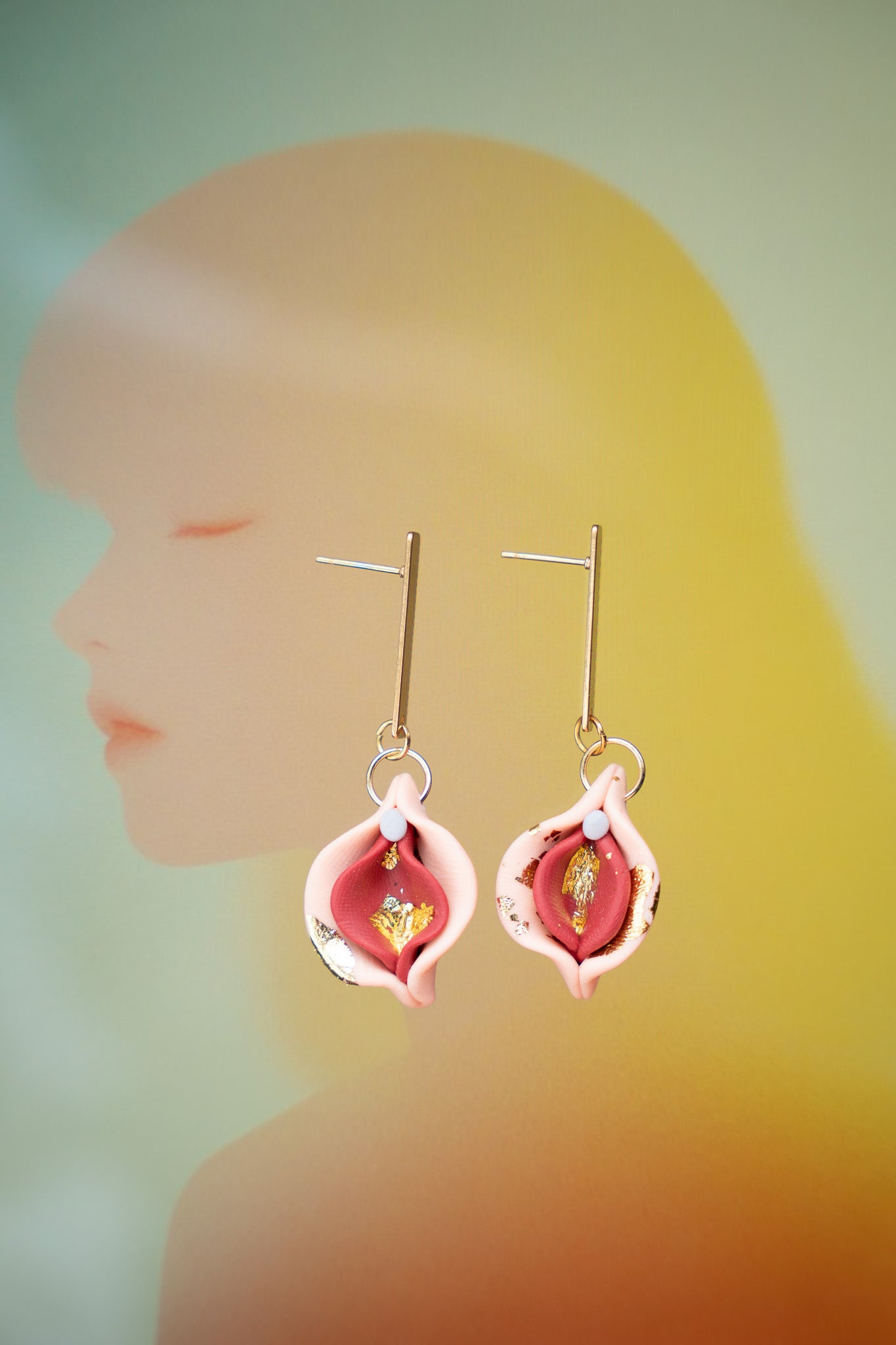Vulva Ohrringe | Rosa/Pink mit Blattgold
